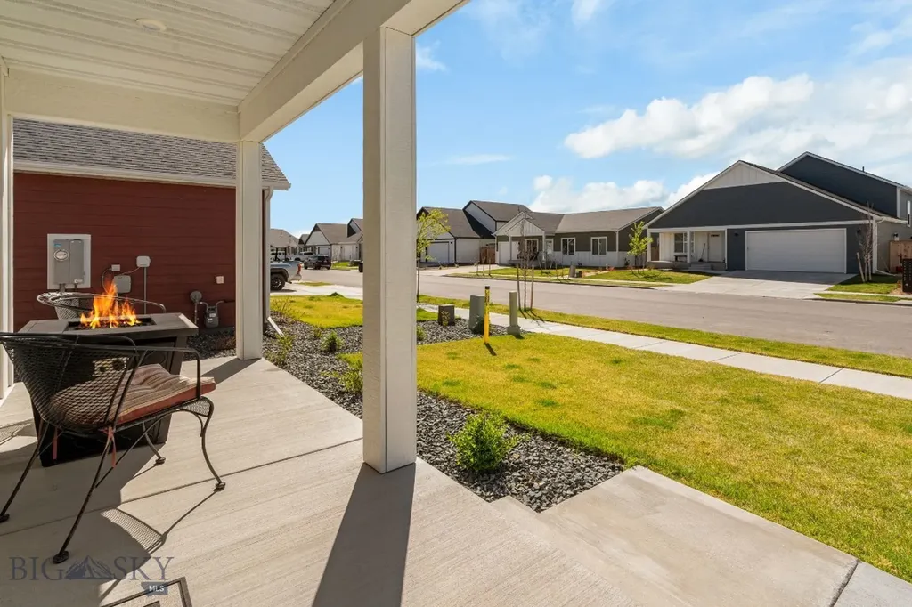 707 Thrice Loop Belgrade MT 59714