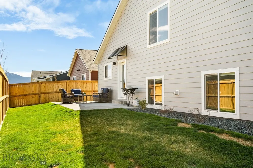 707 Thrice Loop Belgrade MT 59714