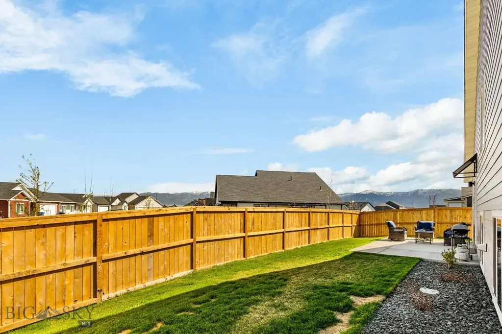 707 Thrice Loop Belgrade MT 59714