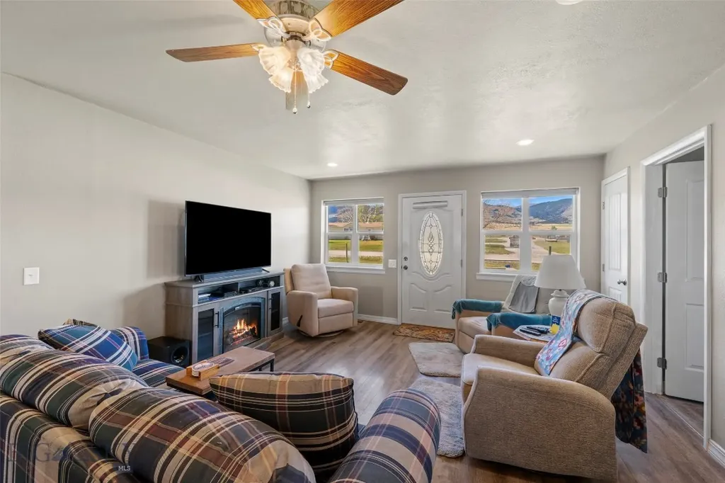 13 Sage Brush Lane Townsend MT 59644