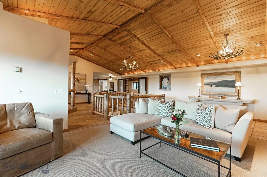 952 N Meadow Creek Road Mcallister MT 59740
