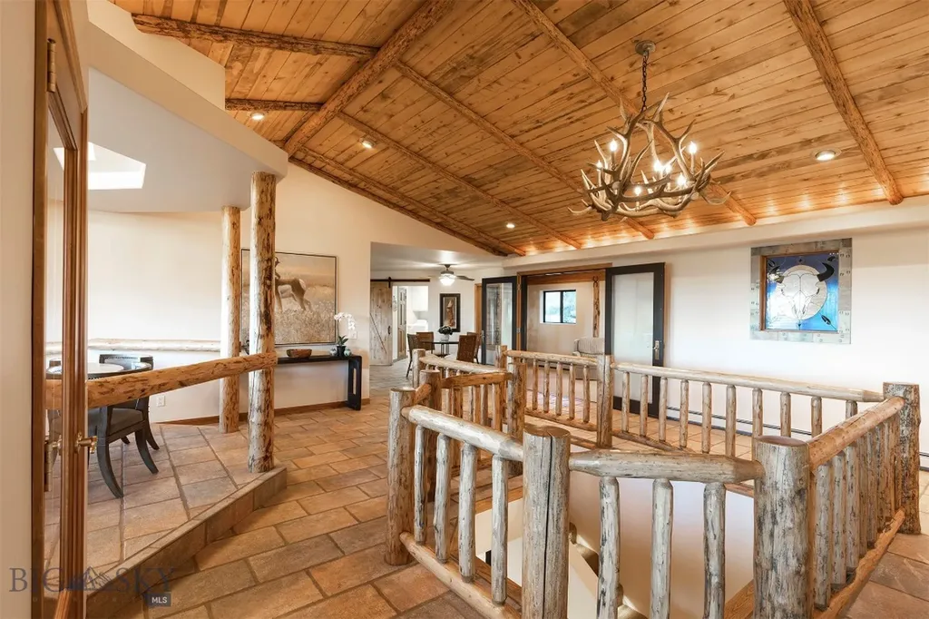952 N Meadow Creek Road Mcallister MT 59740