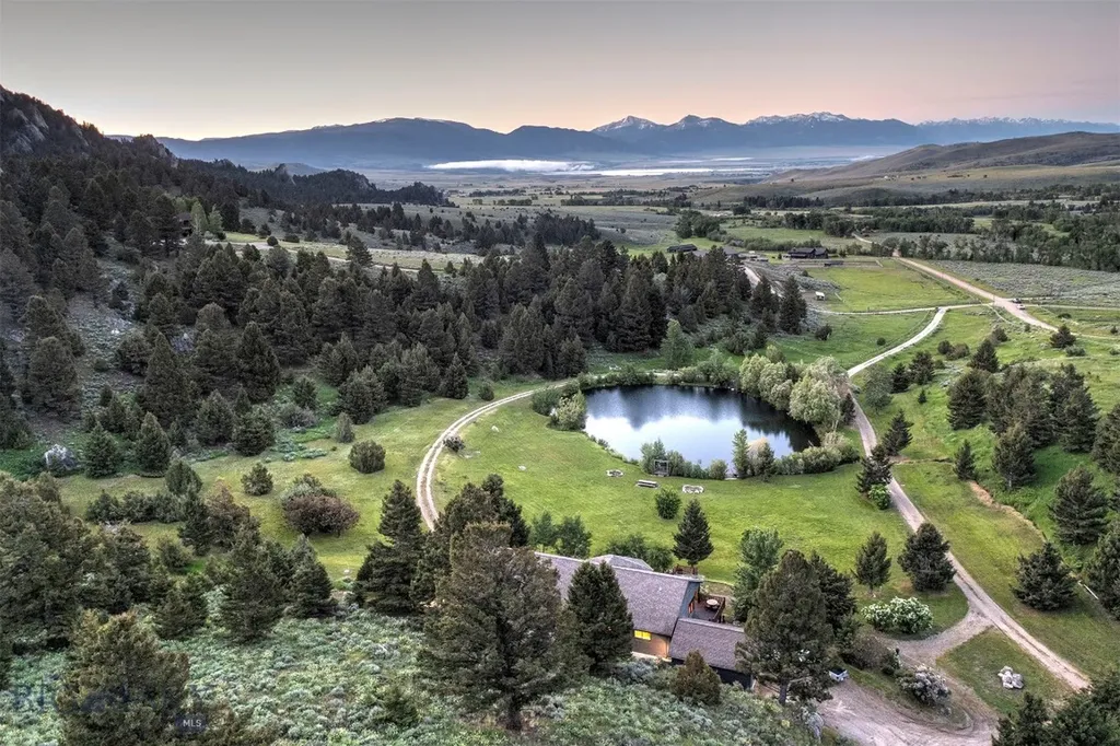 952 N Meadow Creek Road Mcallister MT 59740