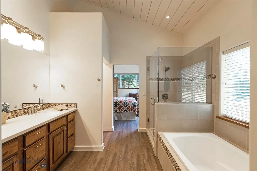 952 N Meadow Creek Road Mcallister MT 59740