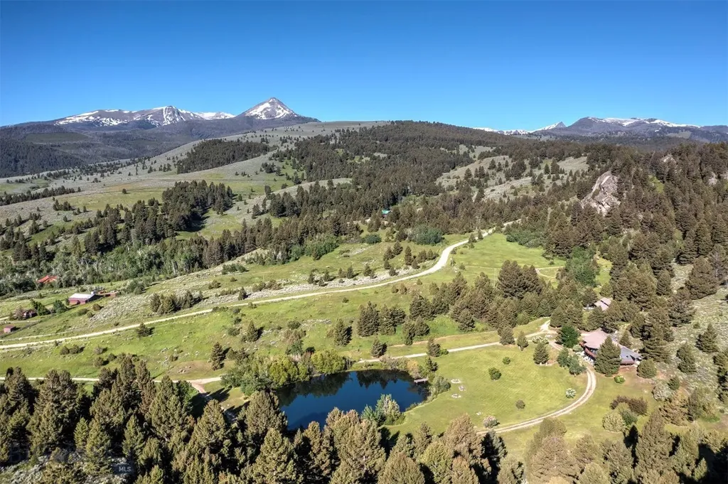 952 N Meadow Creek Road Mcallister MT 59740