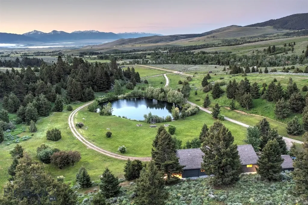 952 N Meadow Creek Road Mcallister MT 59740