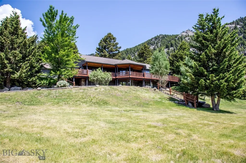 952 N Meadow Creek Road Mcallister MT 59740