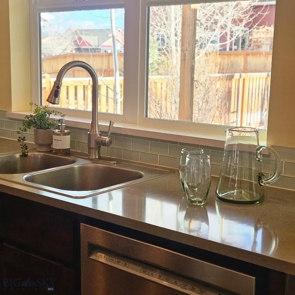 24 Red Rock Court Bozeman MT 59718