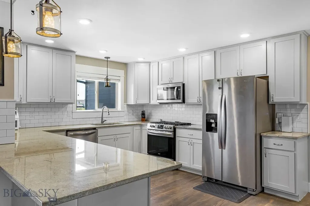138 E Shade Tree Lane Manhattan MT 59741