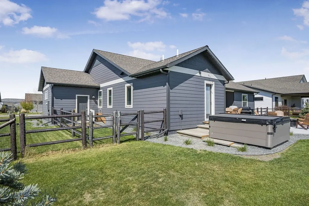 138 E Shade Tree Lane Manhattan MT 59741