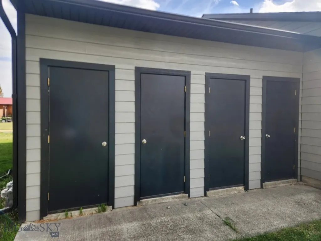 305 Boundary Street Sheridan MT 59749