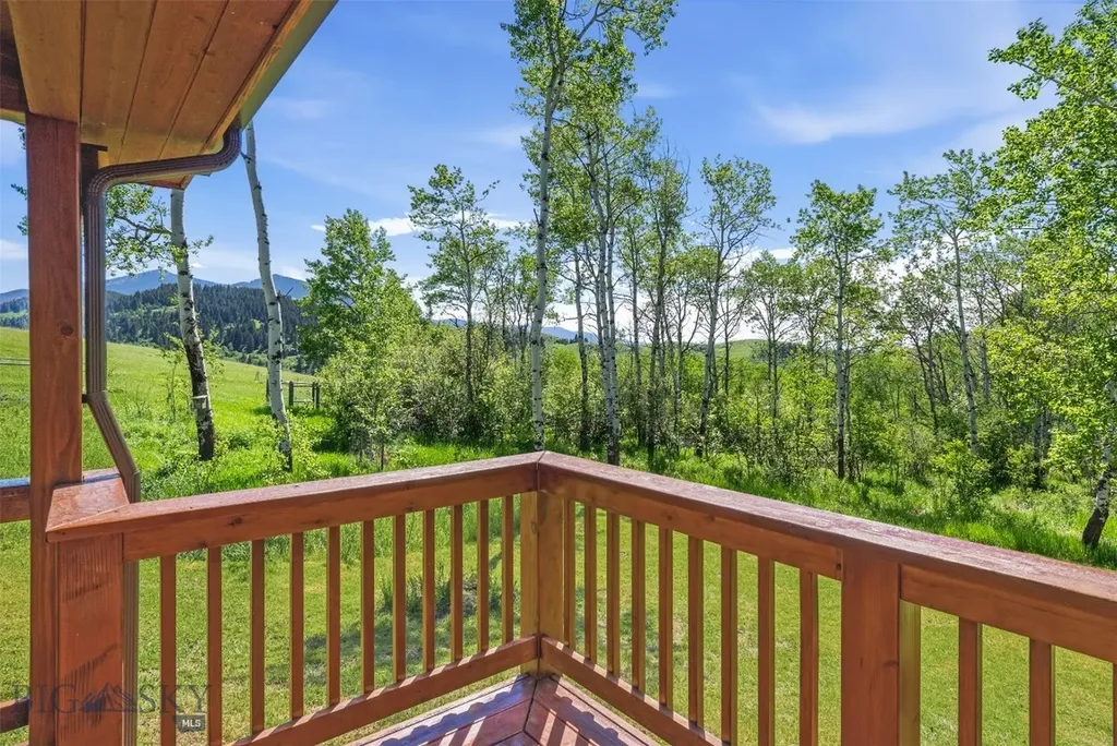 761 Sunny Bear Road Bozeman MT 59715