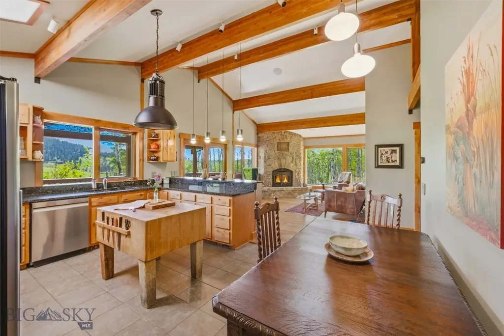 761 Sunny Bear Road Bozeman MT 59715