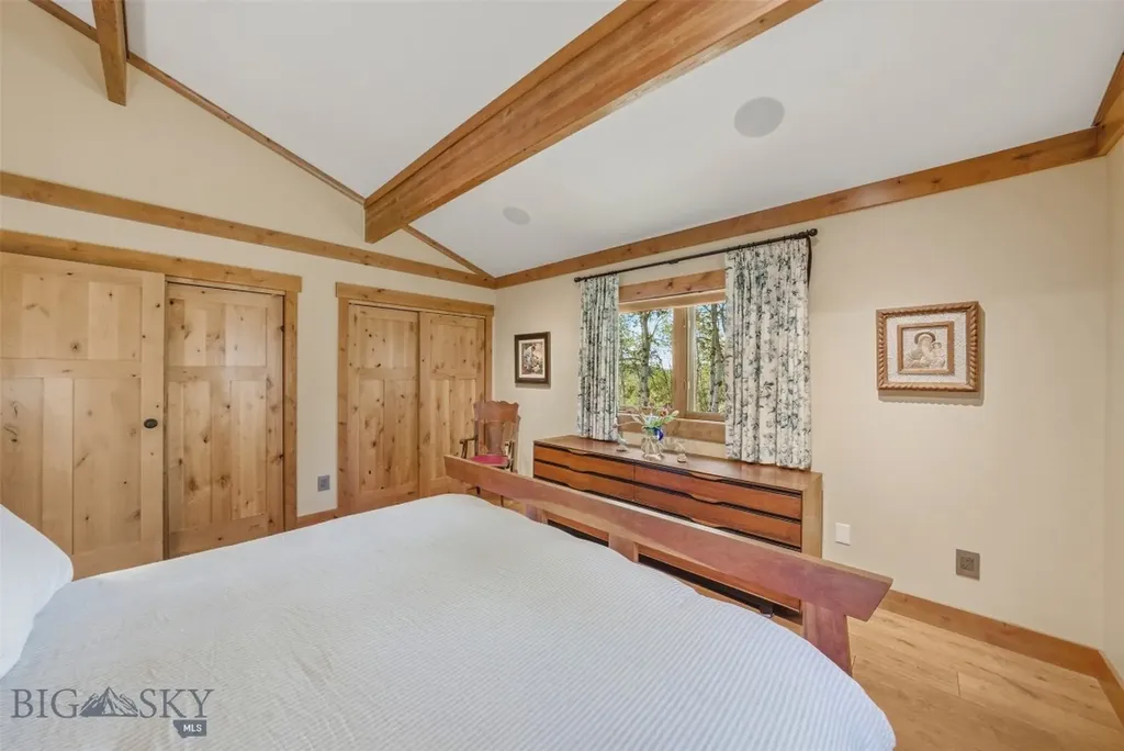 761 Sunny Bear Road Bozeman MT 59715