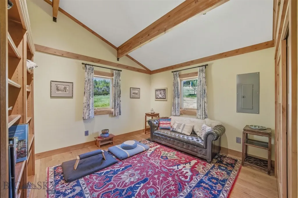 761 Sunny Bear Road Bozeman MT 59715