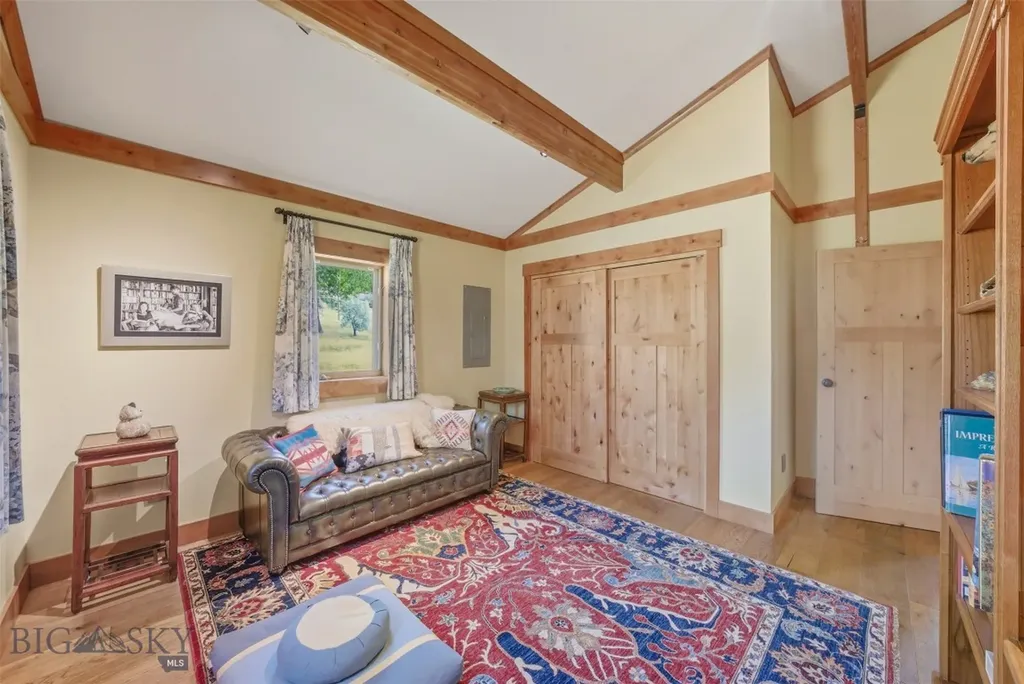 761 Sunny Bear Road Bozeman MT 59715