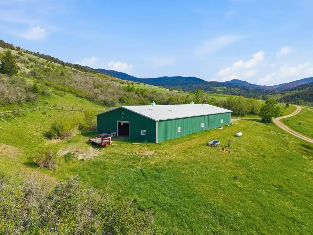 761 Sunny Bear Road Bozeman MT 59715