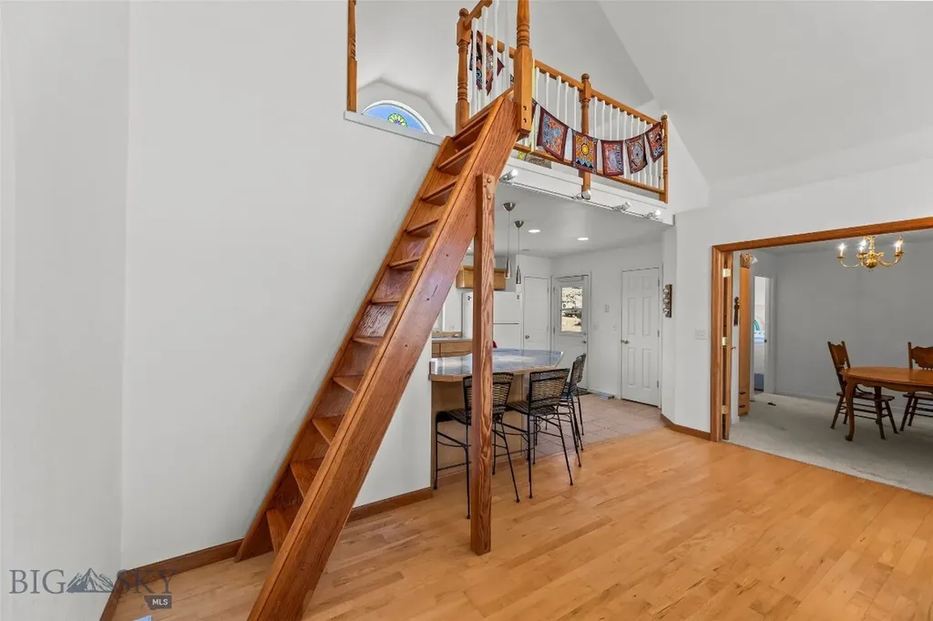 6 Rock View Lane Emigrant MT 59027