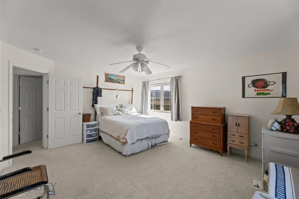 6 Rock View Lane Emigrant MT 59027