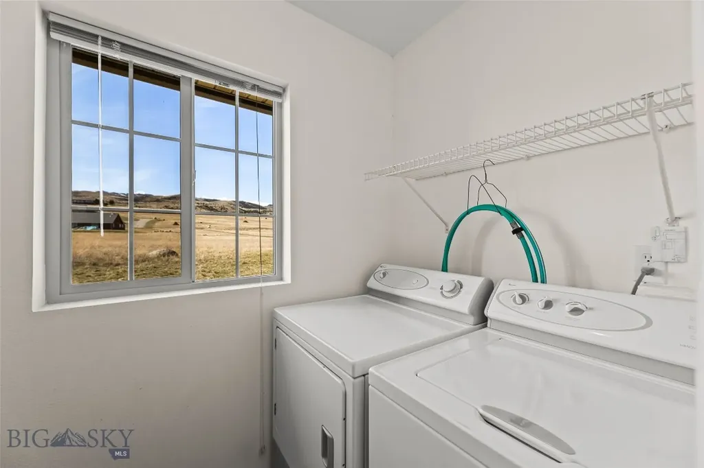 6 Rock View Lane Emigrant MT 59027
