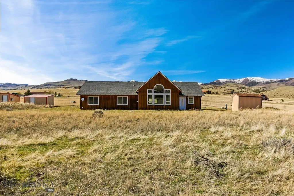 6 Rock View Lane Emigrant MT 59027