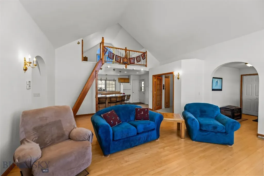 6 Rock View Lane Emigrant MT 59027