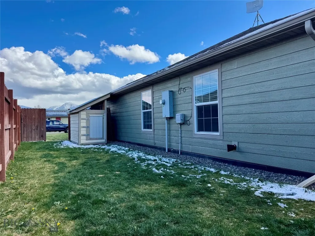 1220 W Reservoir Street Livingston MT 59047