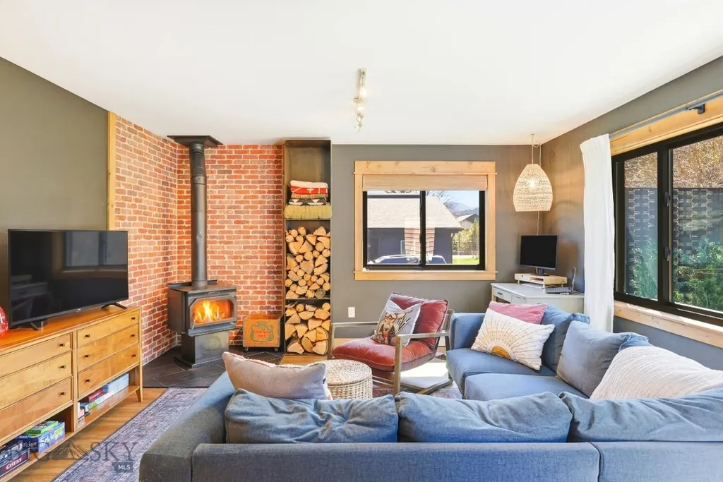 80 Aspen Leaf Big Sky MT 59716