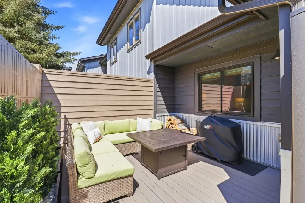 80 Aspen Leaf Big Sky MT 59716