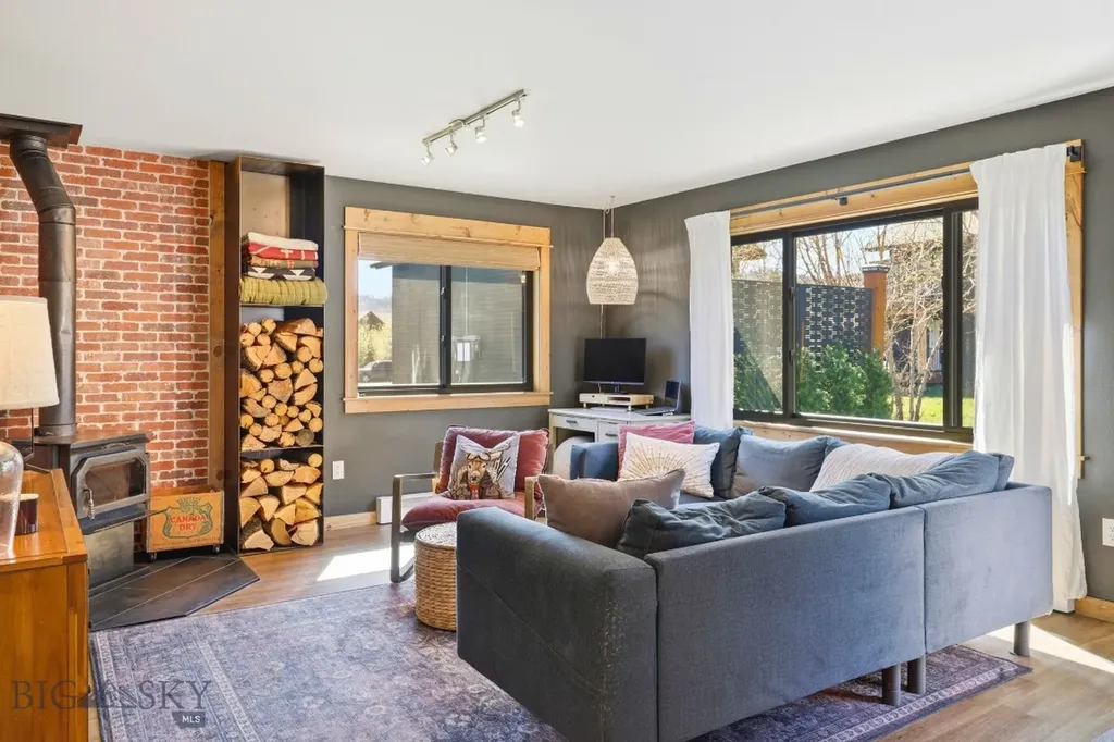 80 Aspen Leaf Big Sky MT 59716