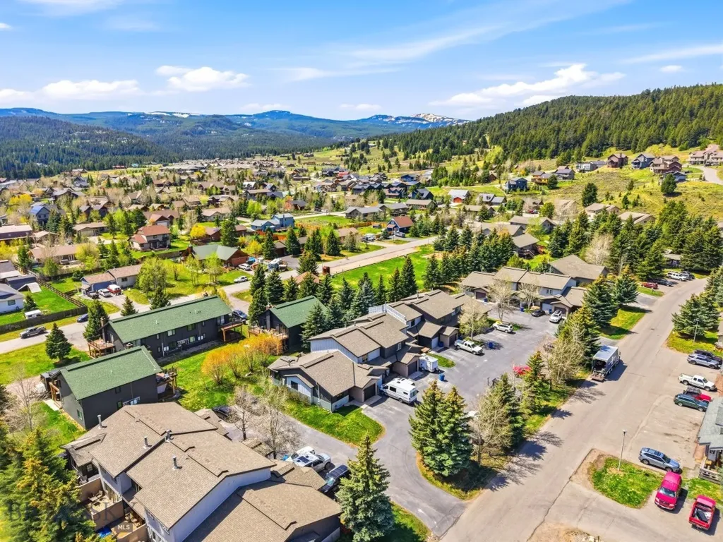 80 Aspen Leaf Big Sky MT 59716