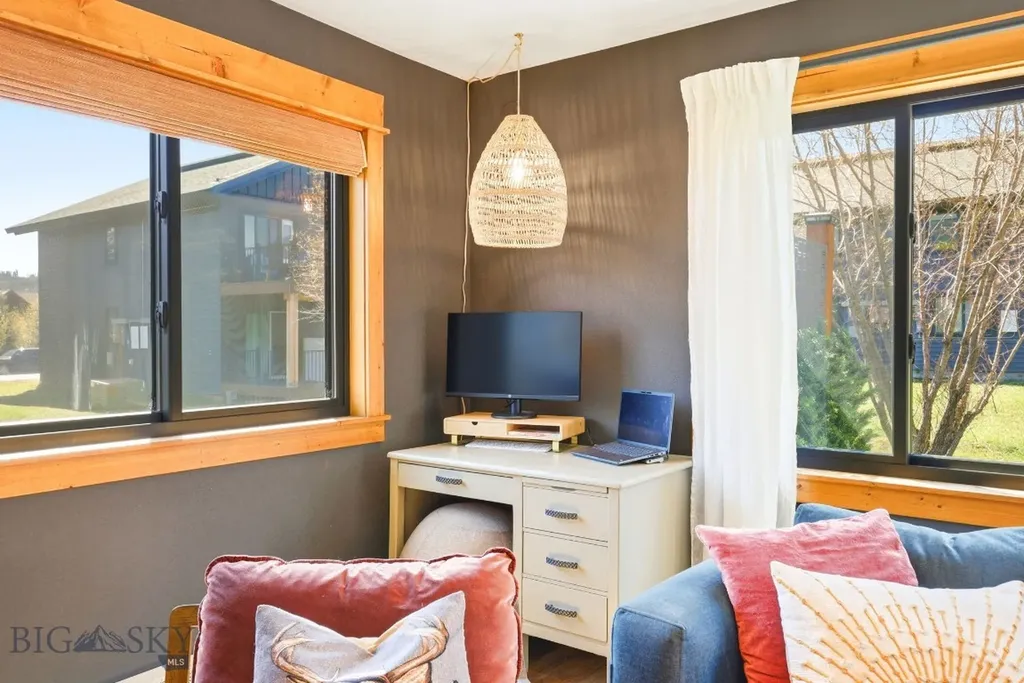 80 Aspen Leaf Big Sky MT 59716