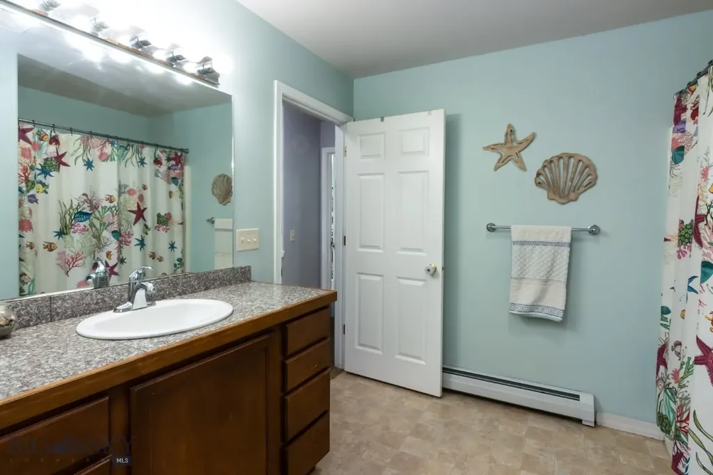1123 N River Rock Drive Belgrade MT 59714