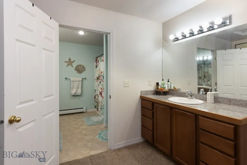 1123 N River Rock Drive Belgrade MT 59714