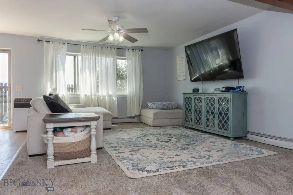 1123 N River Rock Drive Belgrade MT 59714