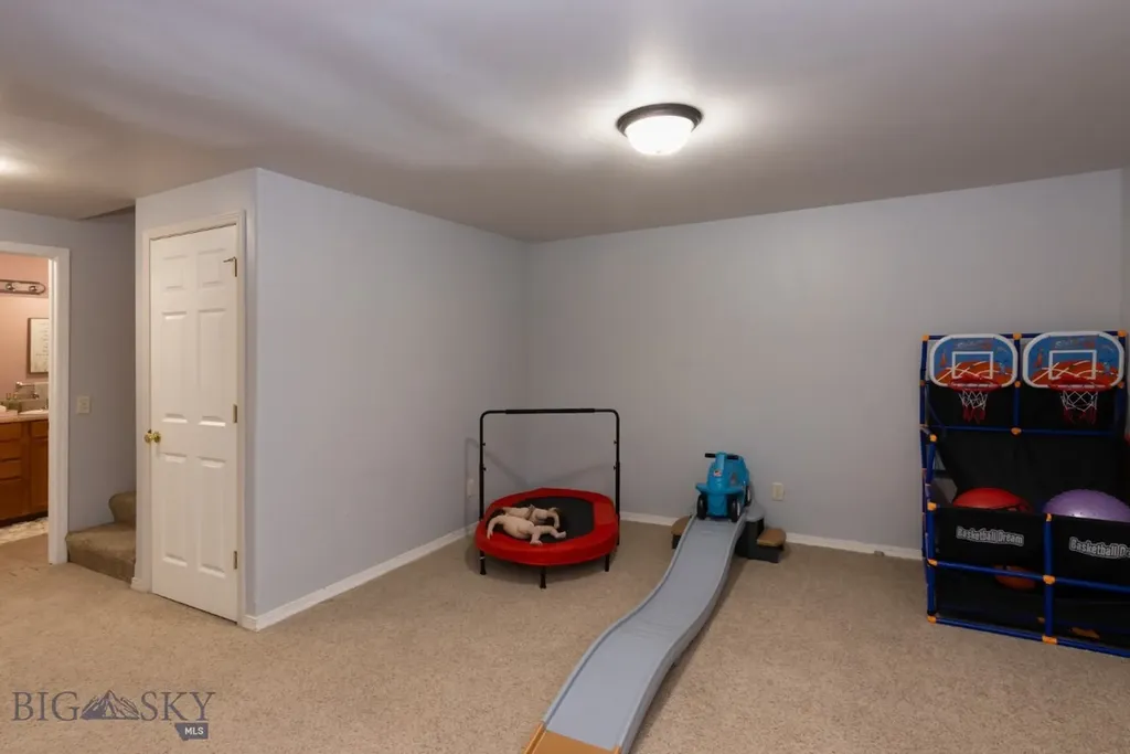 1123 N River Rock Drive Belgrade MT 59714