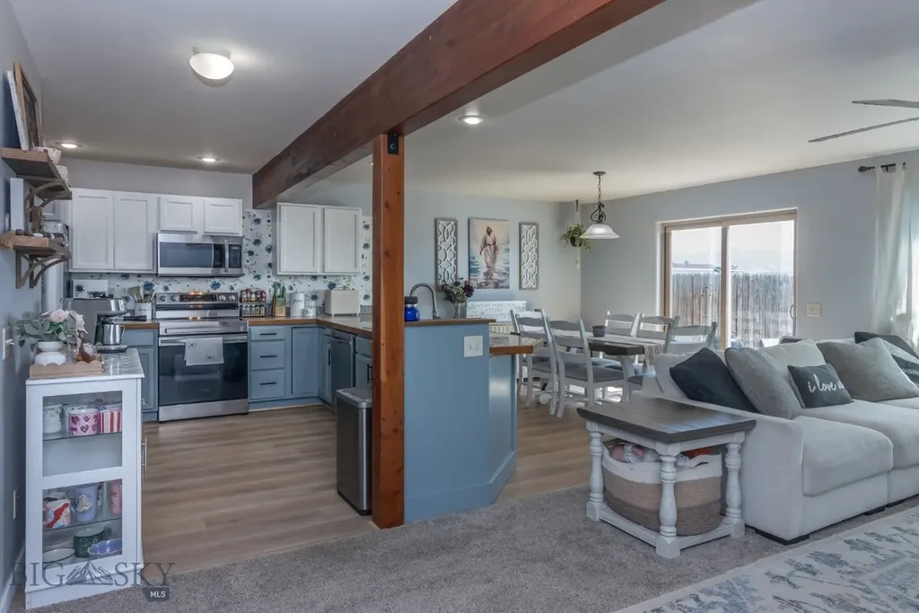 1123 N River Rock Drive Belgrade MT 59714