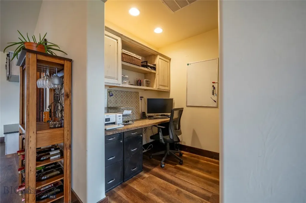 346 Pioneer Crossing Boulevard Manhattan MT 59741