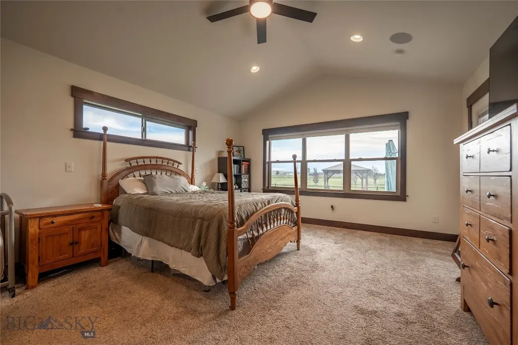 346 Pioneer Crossing Boulevard Manhattan MT 59741