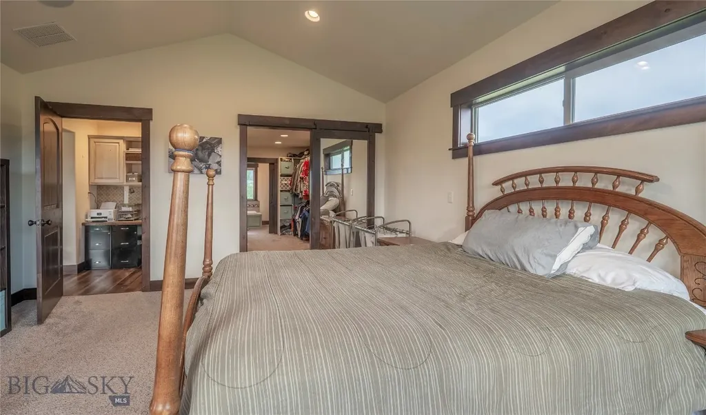 346 Pioneer Crossing Boulevard Manhattan MT 59741