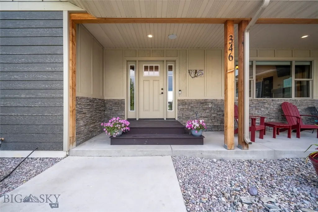 346 Pioneer Crossing Boulevard Manhattan MT 59741