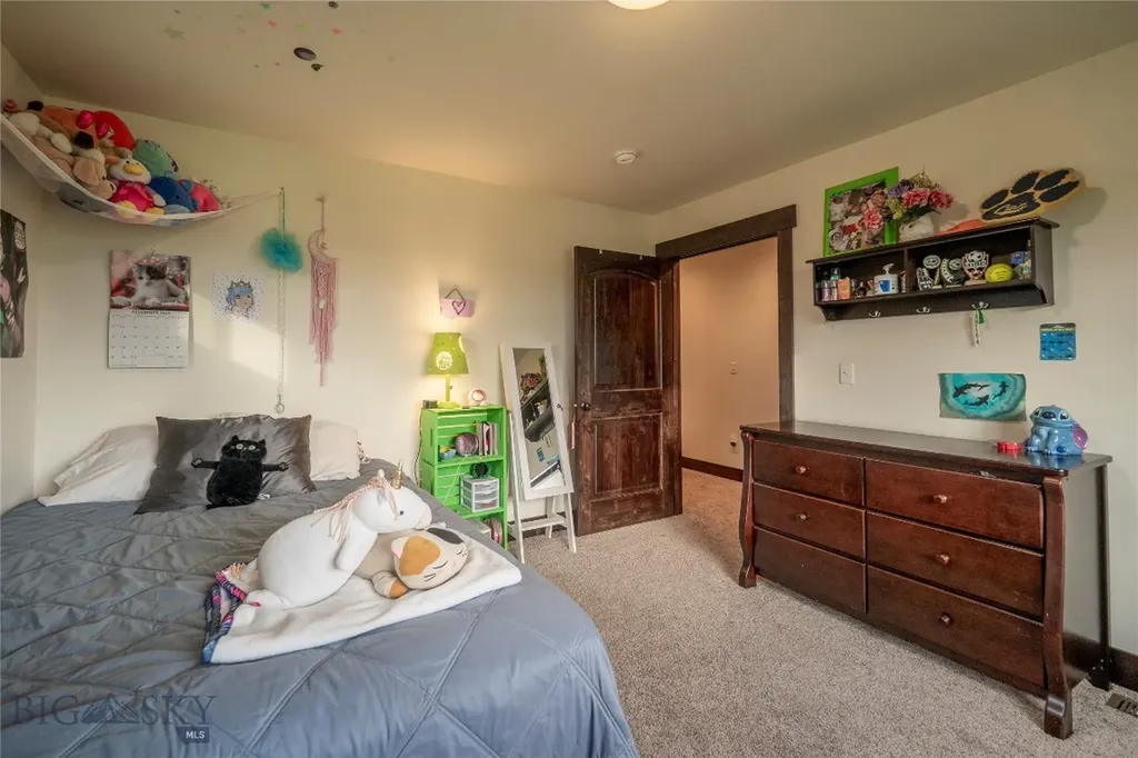346 Pioneer Crossing Boulevard Manhattan MT 59741