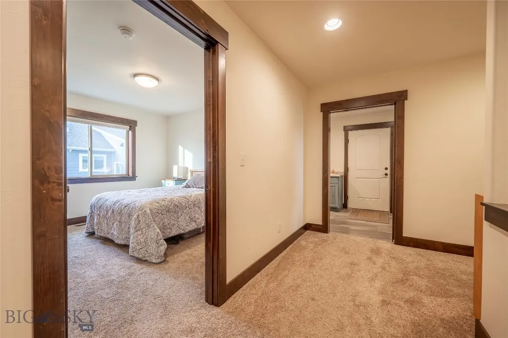 346 Pioneer Crossing Boulevard Manhattan MT 59741