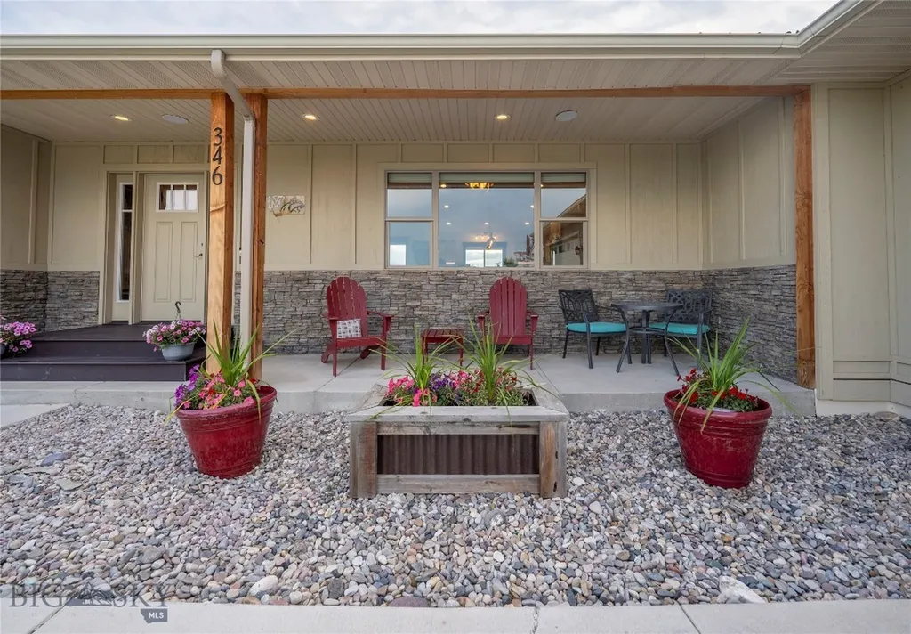346 Pioneer Crossing Boulevard Manhattan MT 59741