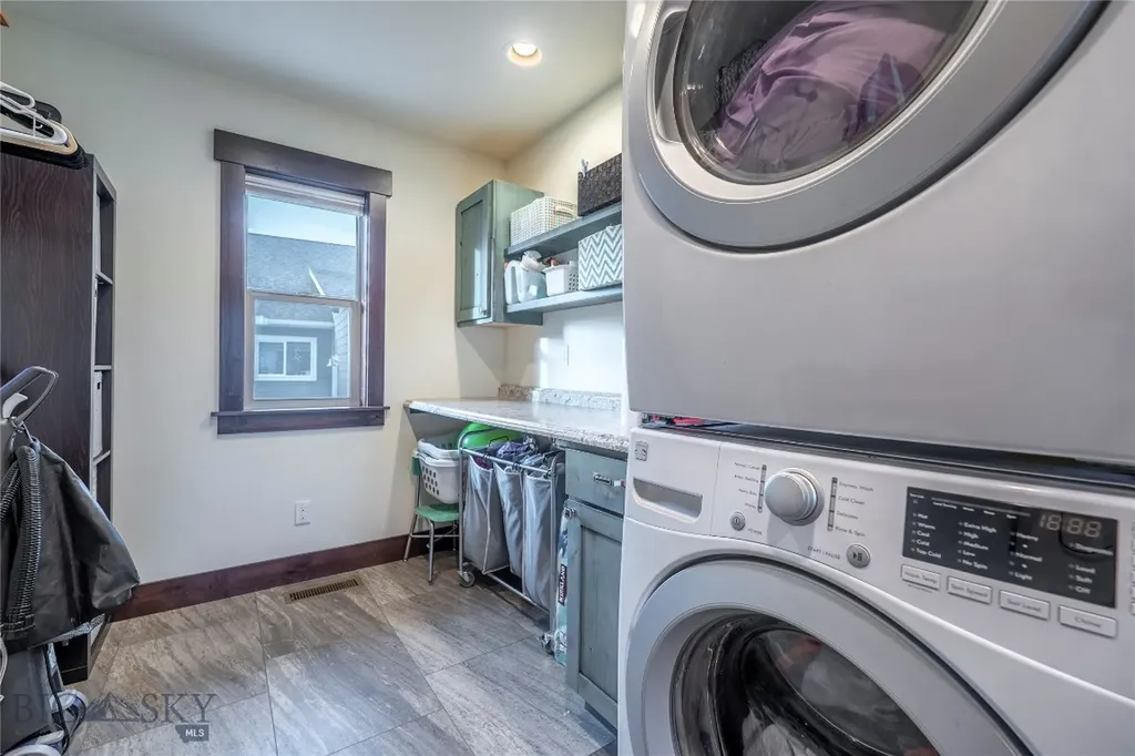 346 Pioneer Crossing Boulevard Manhattan MT 59741