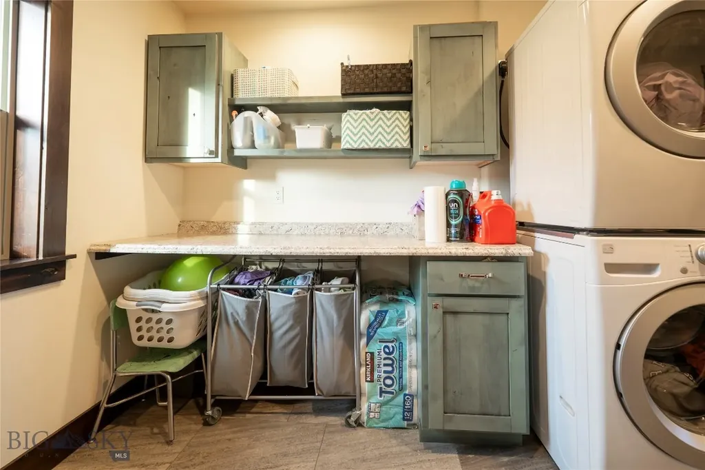 346 Pioneer Crossing Boulevard Manhattan MT 59741
