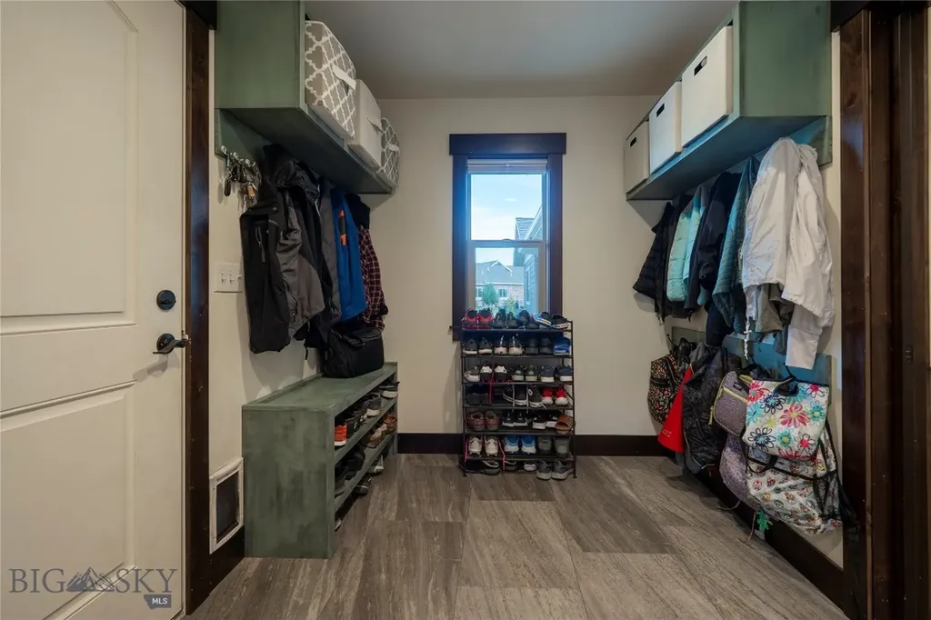 346 Pioneer Crossing Boulevard Manhattan MT 59741