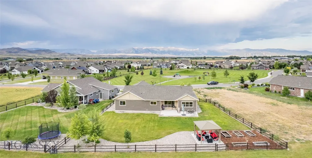 346 Pioneer Crossing Boulevard Manhattan MT 59741