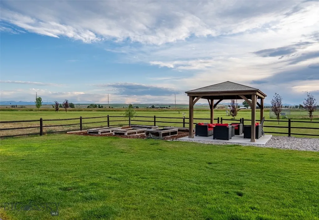 346 Pioneer Crossing Boulevard Manhattan MT 59741