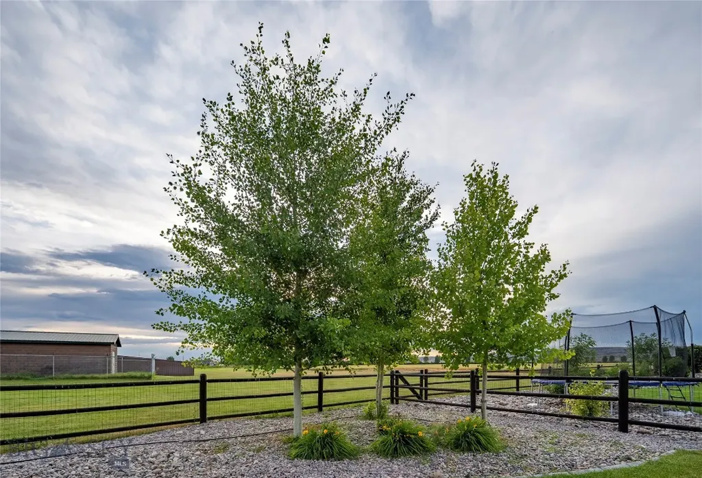 346 Pioneer Crossing Boulevard Manhattan MT 59741